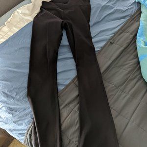 Alo Yoga AIRBRUSH LOW-RISE BOOTCUT LEGGING, Black, Size S